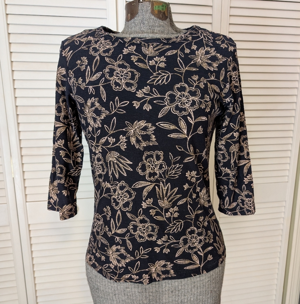 Columbia Women's Top - Black and Cream Print